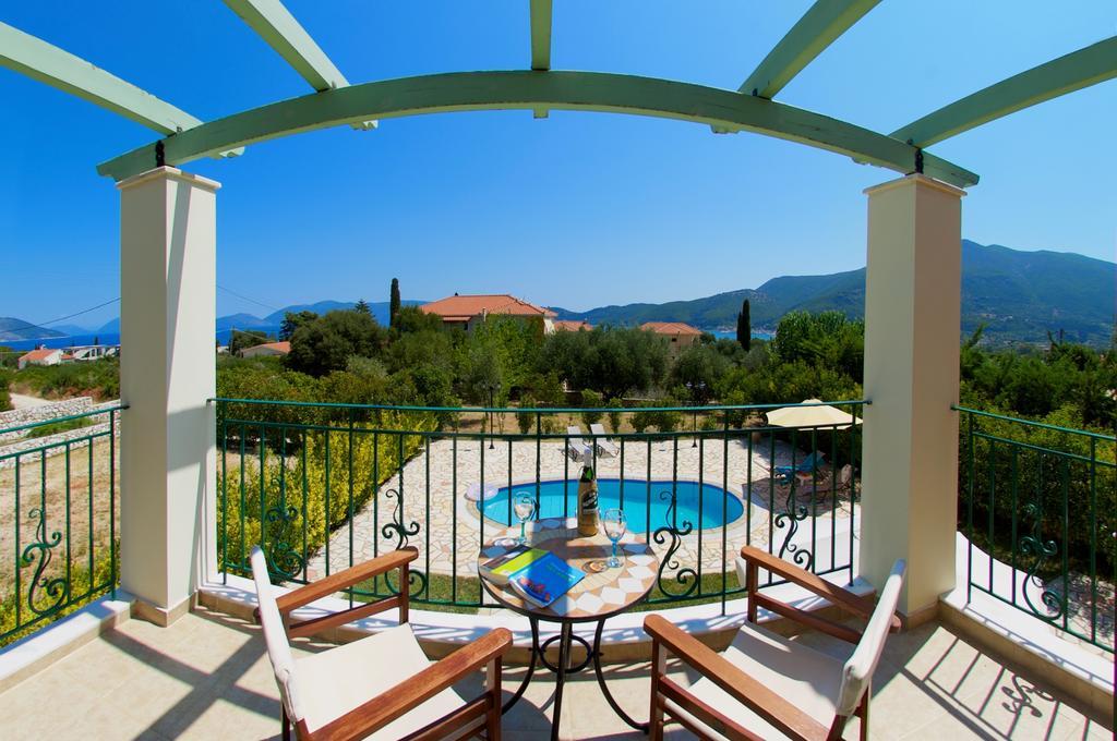 Iliachtides Villas Karavomylos Quarto foto